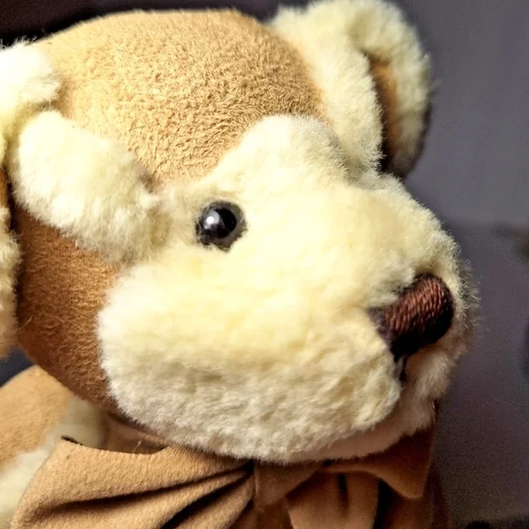 Bath & Body Works Gingerbread Bear Plush 7" Stuffed Animal Toy - Picture 4 of 6